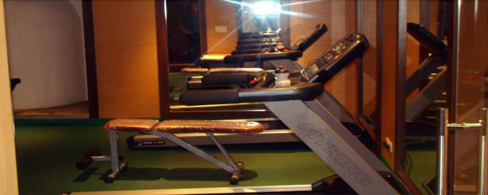 Hotel Jewel Palace New Delhi Bagian luar foto