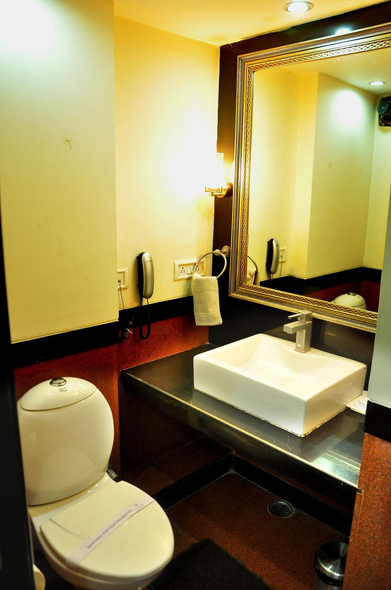 Hotel Jewel Palace New Delhi Bagian luar foto
